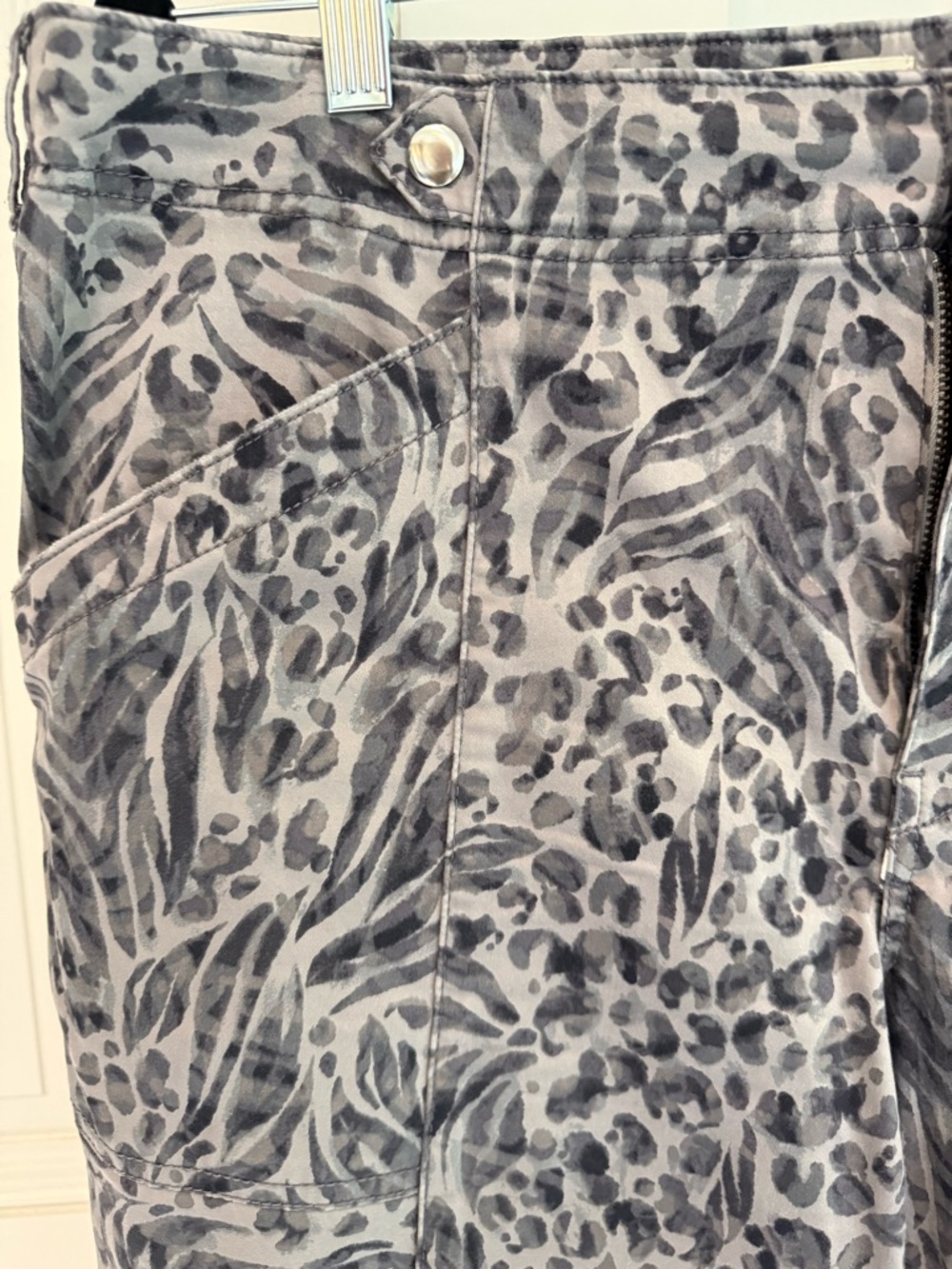 Pilcro Neutral Gray Leopard-Print Pants - Picture 6 of 6